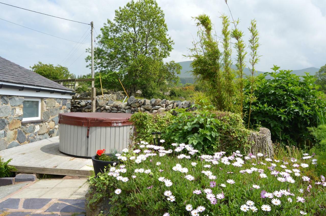 Beudy Bach And Beudy Mawr Mountainstudios Bangor  Bagian luar foto